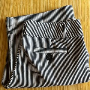 Old Navy blue and white stripe Stretch Women  size 12 pants. Jean blend material